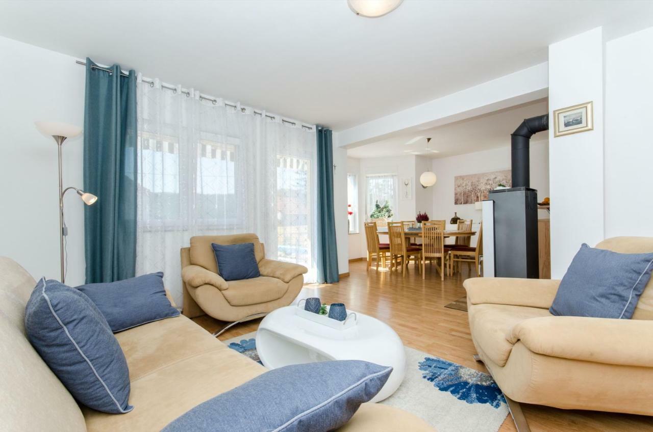 Dalmatian Village Charm - Spacious Villa With Pool Near Trogir Primorski Dolac Eksteriør billede